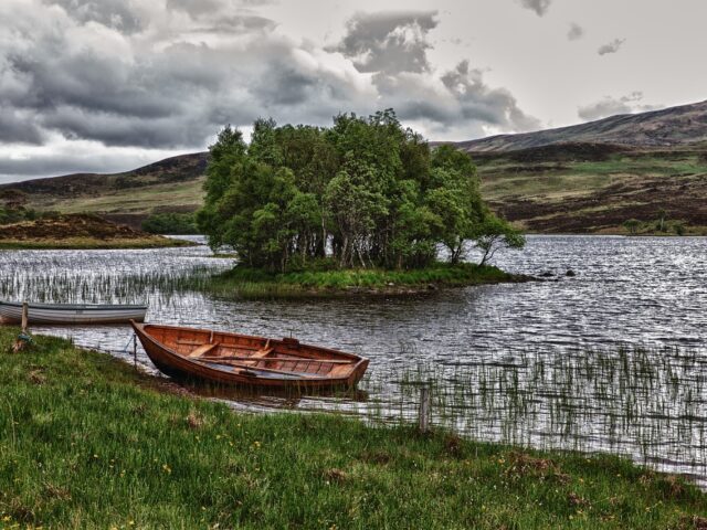 Rà soát, điều chỉnh quy hoạch, kế hoạch sử dụng đất